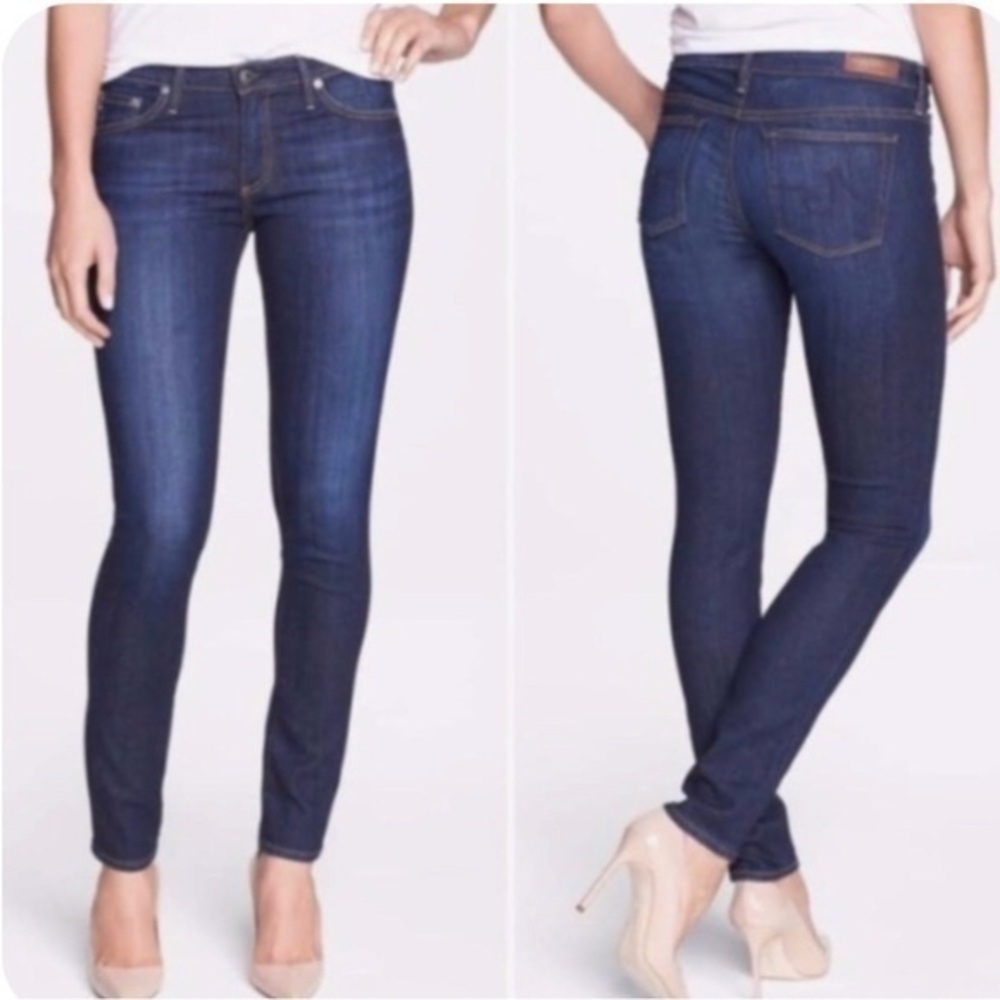 AG The Stilt Cigarette Leg Medium wash lno holes stretch Jeans size 25